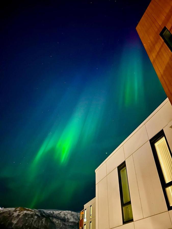 Leilighet Ved Havet Med Utsikt Over Tromsoysundet. Екстер'єр фото